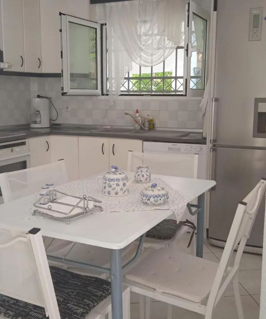 Villa Angie Sani  0*, Sani (Chalkidiki) Řecko